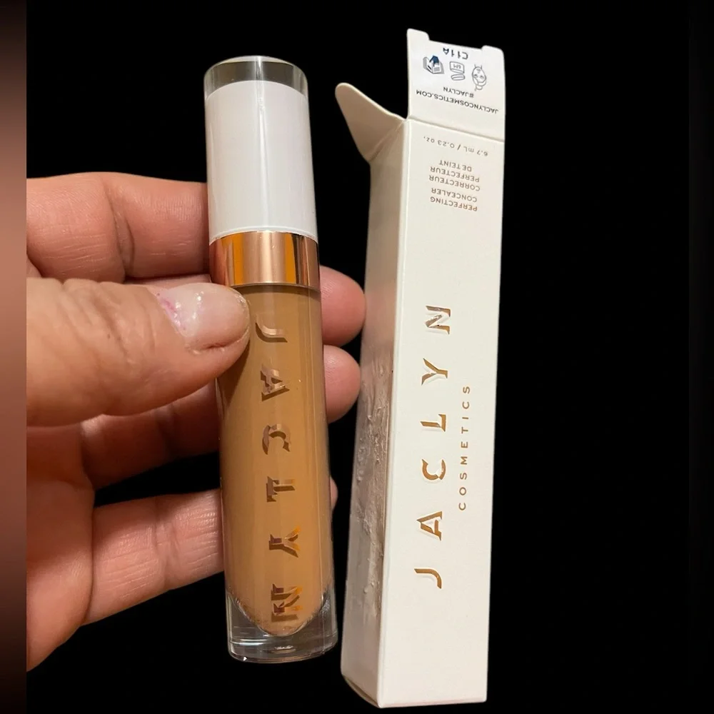 🌼💜NEW JACLYN COSMETICS CONCEALER. $15 Each or bundle with other cosmetics